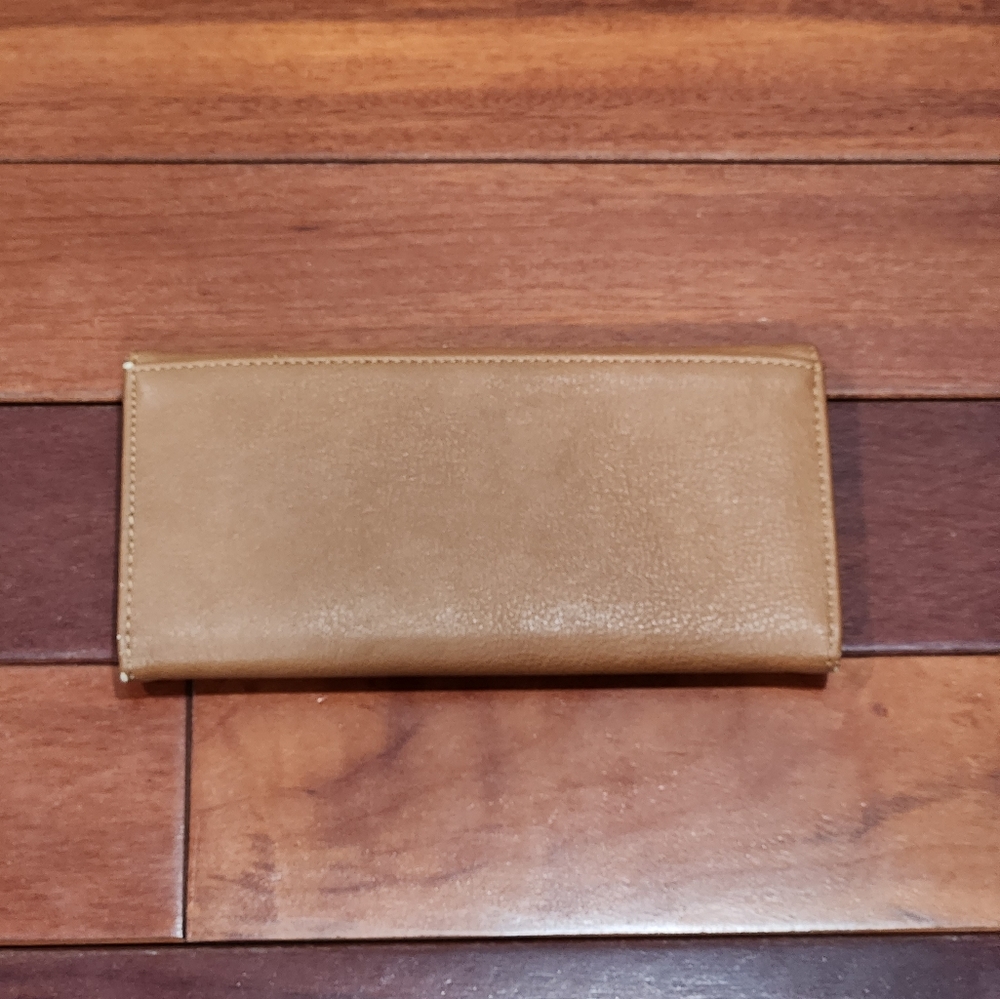 Jessica Simpson Wallet - Picture 3 of 3